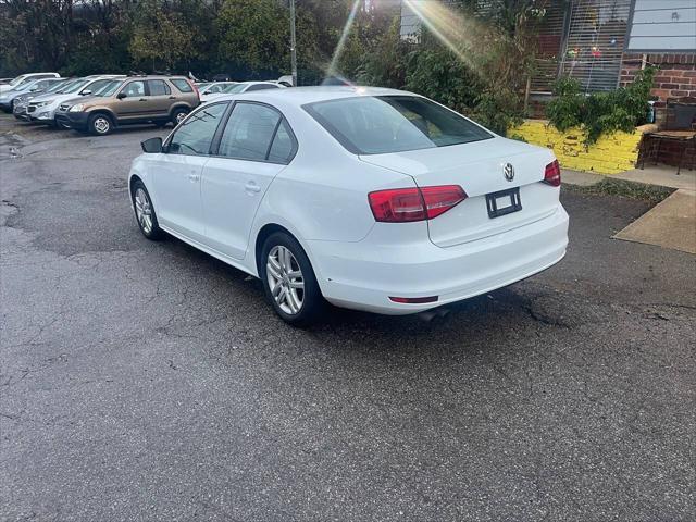 2015 volkswagen jetta 2.0l s