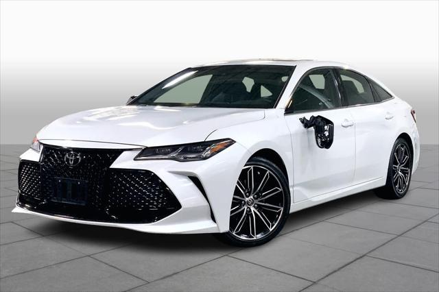 2022 toyota avalon touring