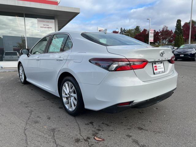 2023 toyota camry le