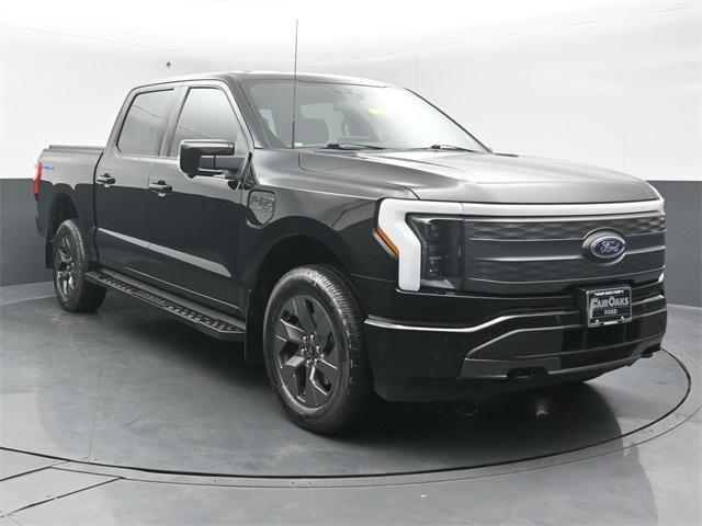 2022 ford f-150 lightning lariat