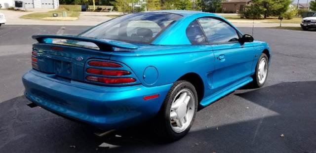 1994 ford mustang, green with 15900 miles available now!