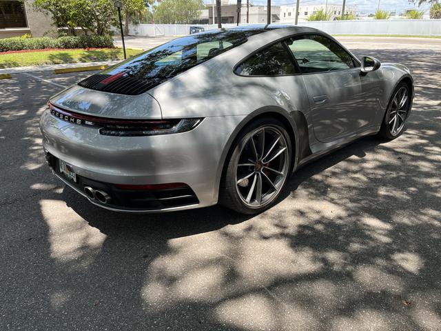 2020 porsche 911 carrera s