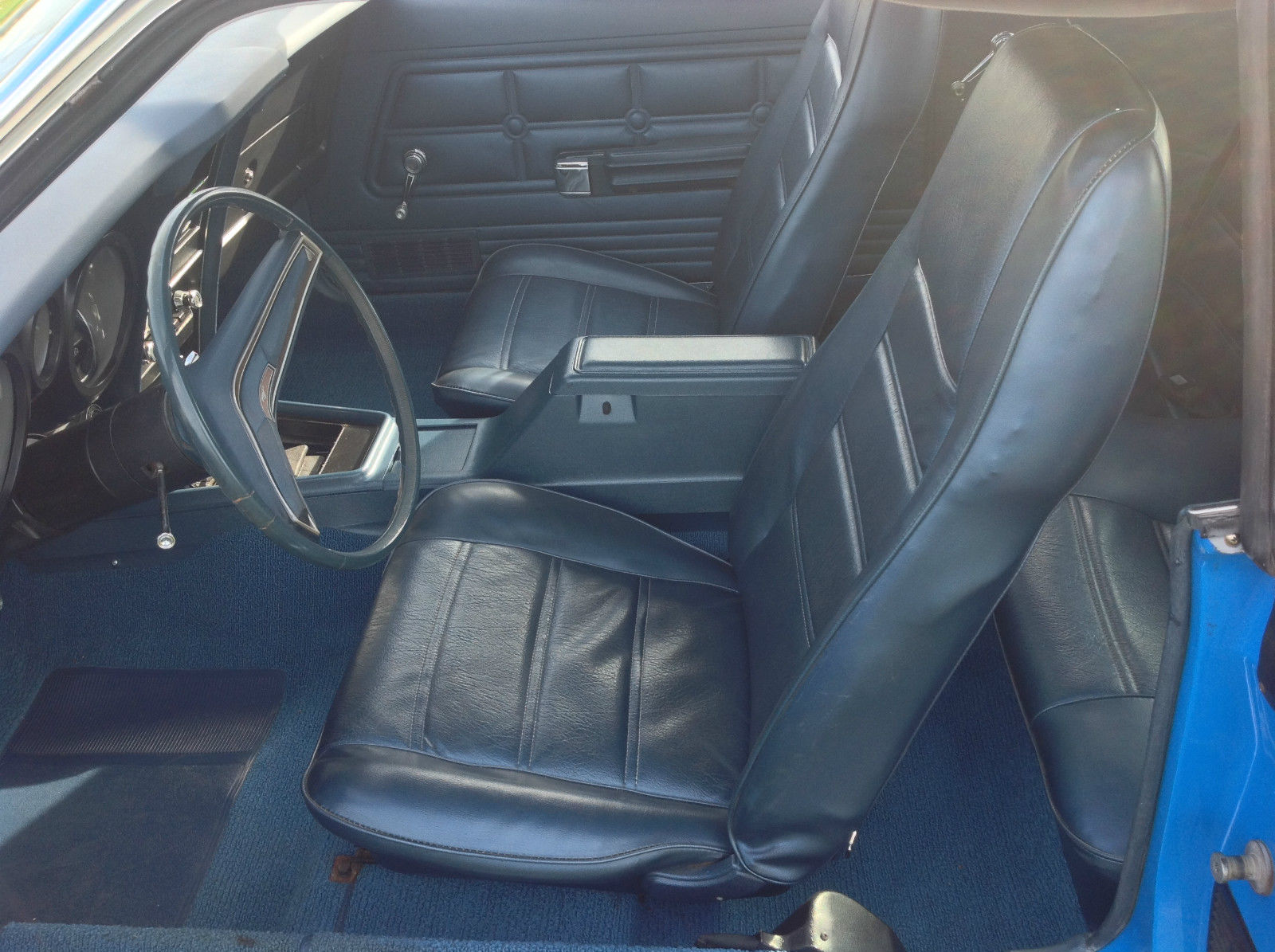 1973 ford mustang base hardtop 2-door 302