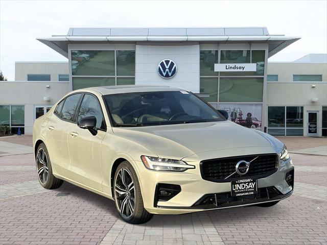 2021 volvo s60 t6 r-design