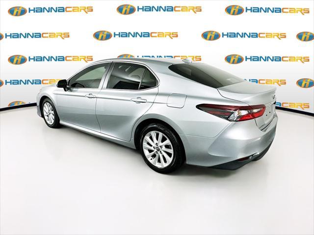 2023 toyota camry le