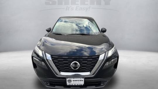 2021 Nissan se