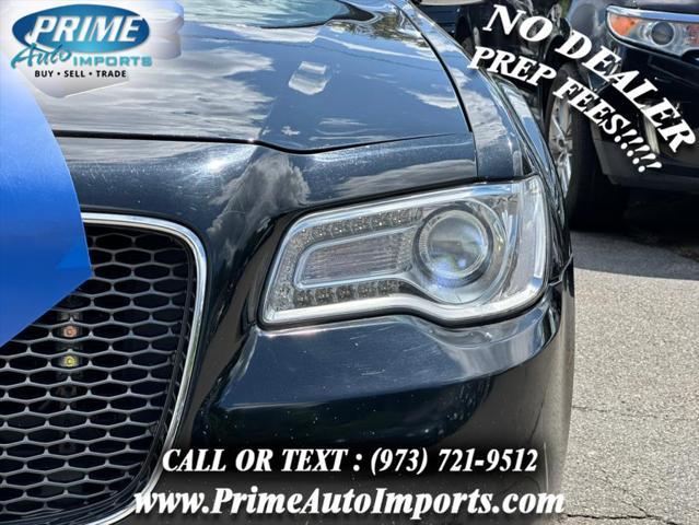 2016 chrysler 300 s