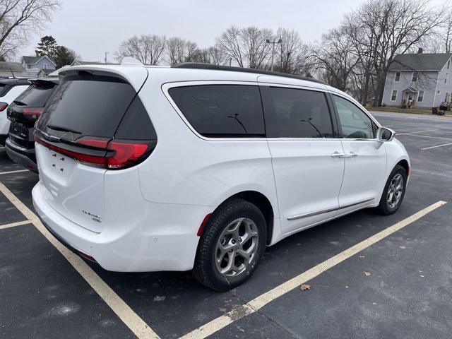 2022 chrysler pacifica limited