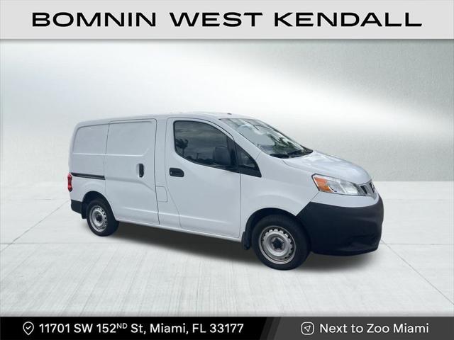2017 nissan nv200 s