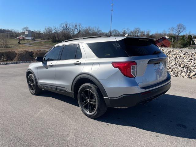 2021 ford explorer xlt