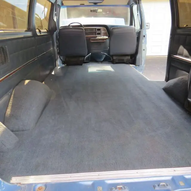 1990 ford econoline e-150 full size van