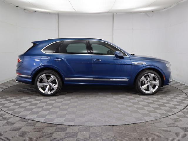 2021 bentley bentayga v8