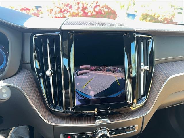 2022 volvo xc60 b5 inscription