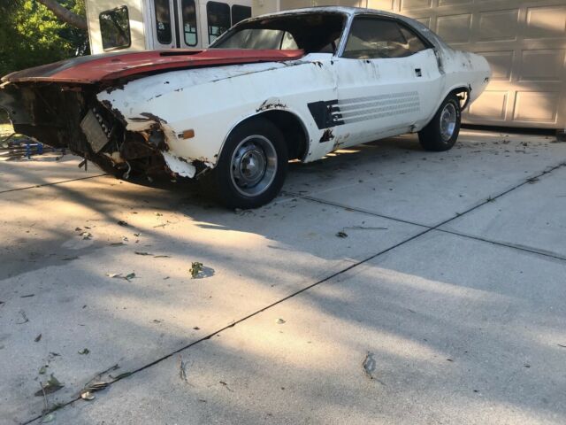 1974 dodge challenger rallye 360 console floor shift project/parts 8 3/4 rear