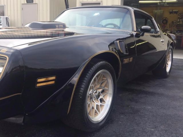 1978 pontiac firebird trans am-ttops 4 speed- real ws6 code--77 79 80