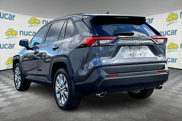 2021 toyota rav4 xle