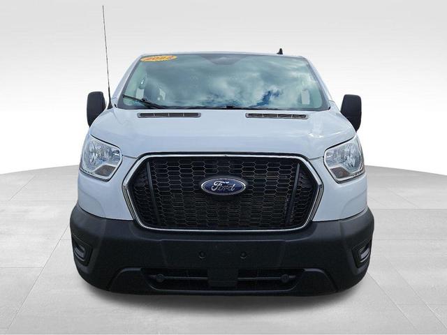 2022 ford transit-250 base