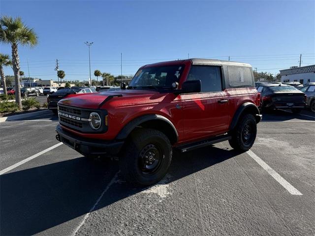 2021 ford bronco black diamond