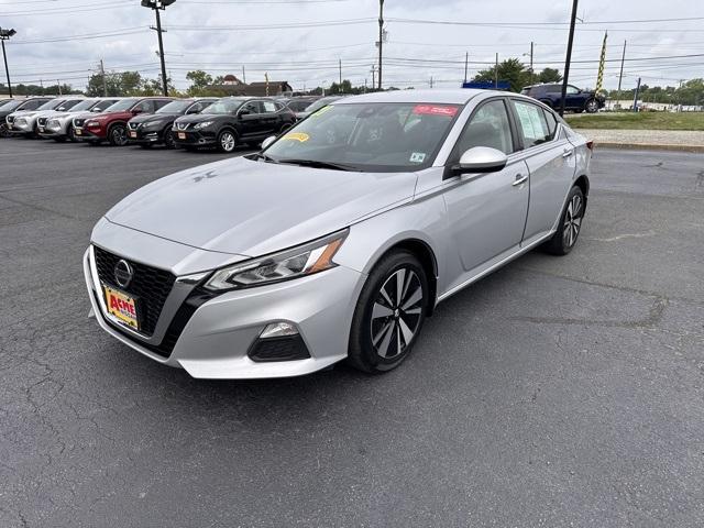 2021 nissan altima 2.5 sv