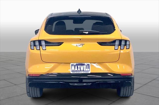 2023 ford mustang mach-e gt