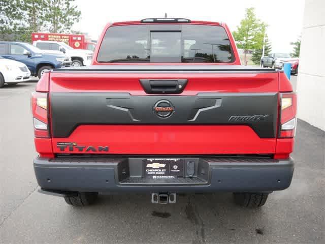 2022 nissan titan pro-4x