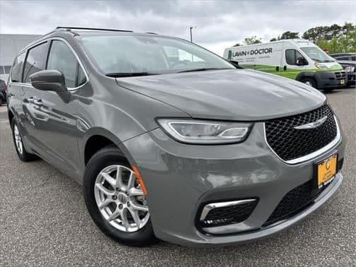 2021 chrysler pacifica touring l in lakehurst, new jersey