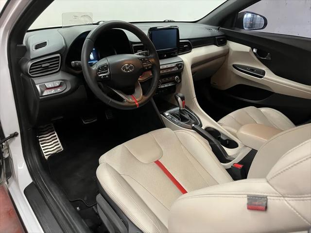 2019 hyundai veloster base