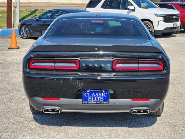 2021 dodge challenger gt