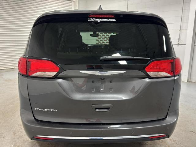 2020 chrysler pacifica touring-l