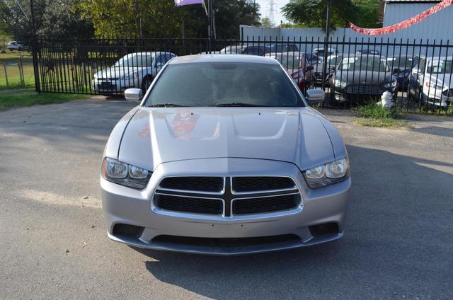 2014 dodge charger se