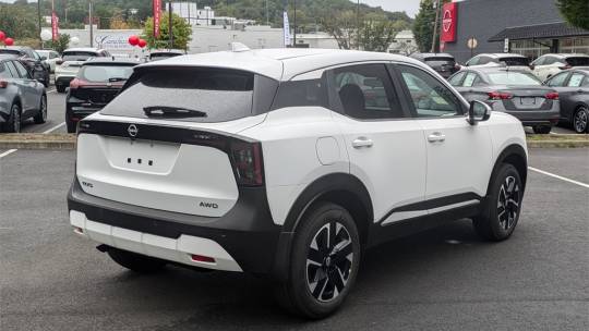 2025 Nissan Kicks