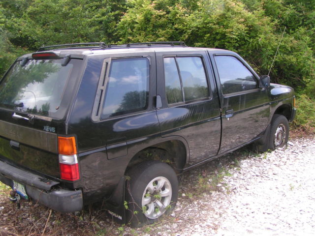 1993 nissan pathfinder xe sports utility 4-door 3.0 l