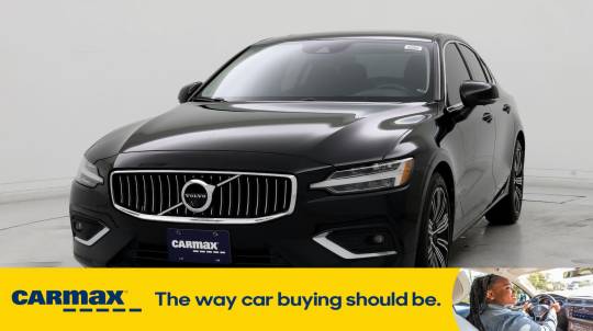 2022 Volvo S60