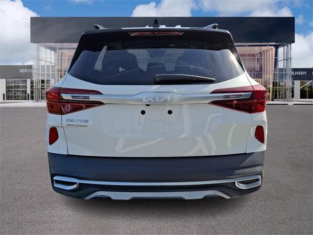 2022 kia seltos s