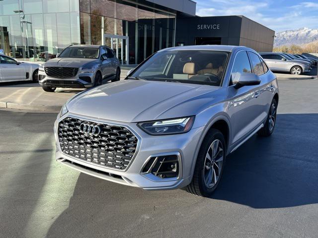 2022 audi q5 45 s line premium