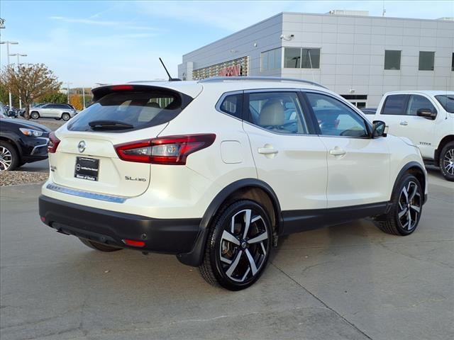 2022 nissan rogue sport sl