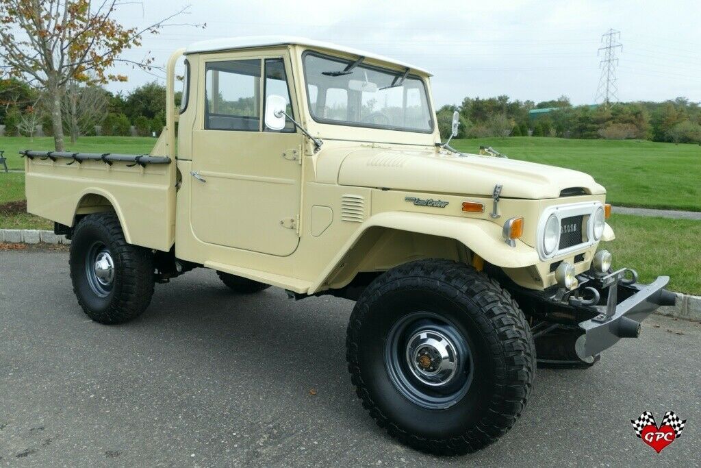1974 toyota land cruiser fj45 (rare) long bed pick-up