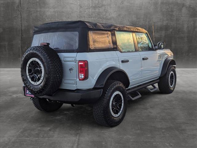 2023 ford bronco base