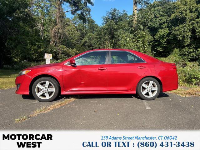 2012 toyota camry se