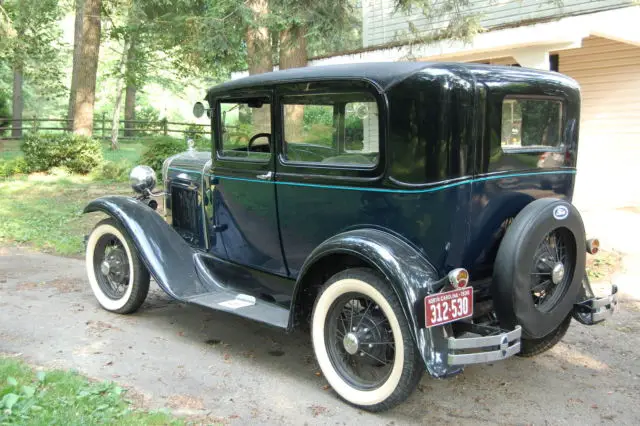 ford model 'a' 1930 tudor sedan