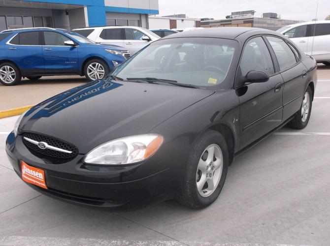 used 2000 ford taurus ses sedan holdrege, ne 68949 for sale in holdrege, nebraska