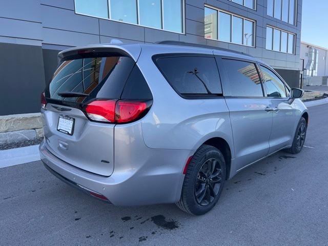 2020 chrysler pacifica launch edition