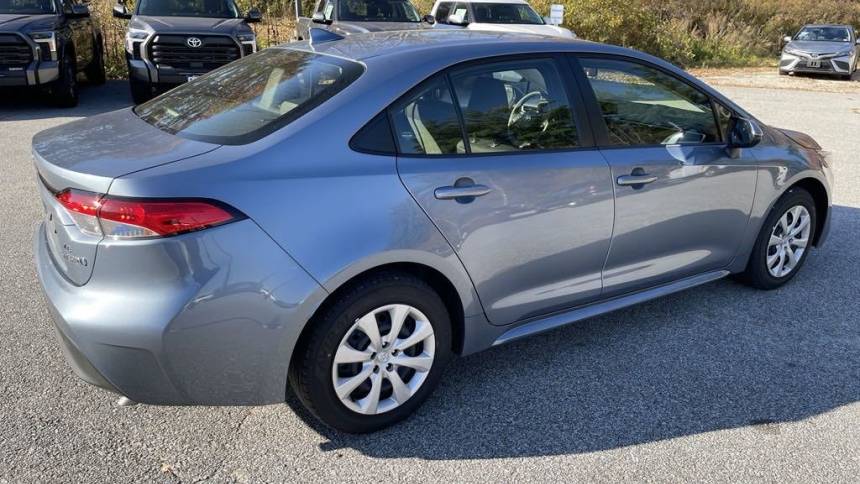 2024 toyota corolla hybrid le