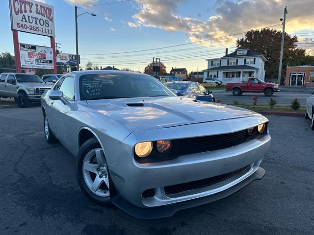 2010 dodge challenger se