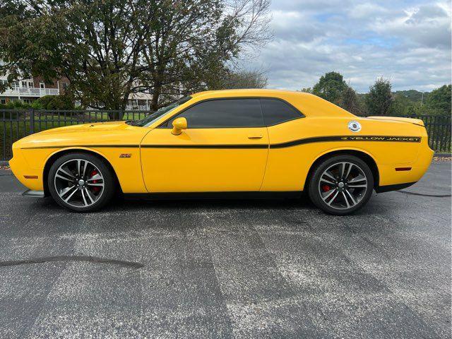 2012 dodge challenger srt8 392