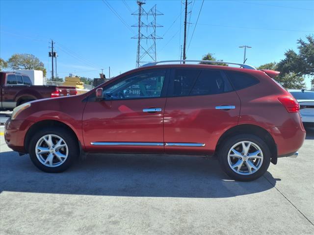 2011 nissan rogue sv