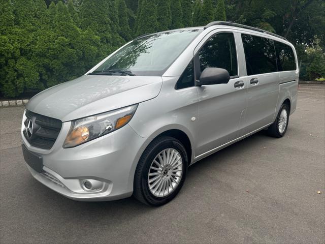 2016 mercedes-benz metris base
