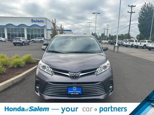 2018 toyota sienna in co bluffs, iowa