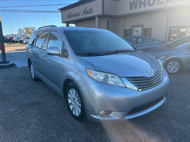 2011 toyota sienna xle