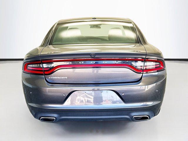 2022 dodge charger sxt